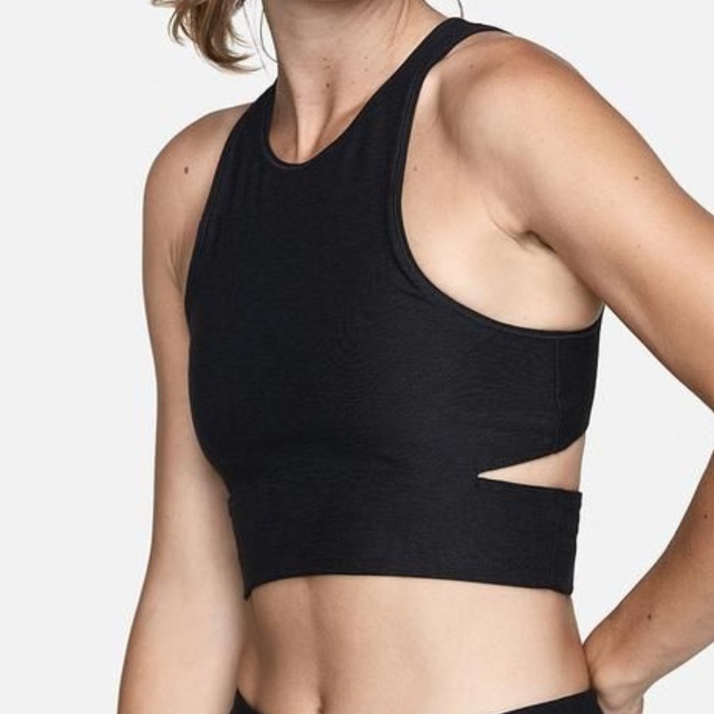 Outdoor Voices Slashback Crop Sports Bra in Black